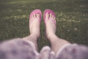 Długotrwały manicure – warto zainwestować w lakiery hybrydowe?